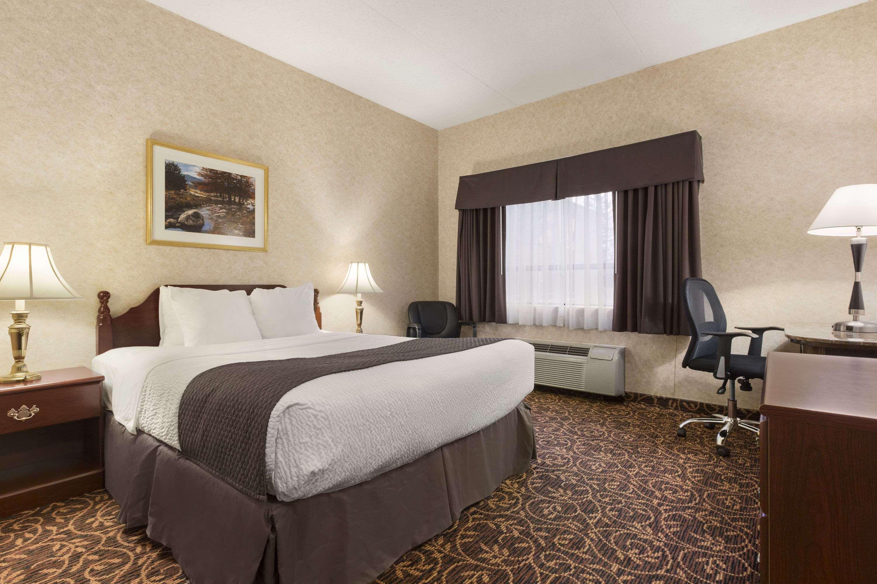 Days Inn By Wyndham Toronto East Lakeview Luaran gambar